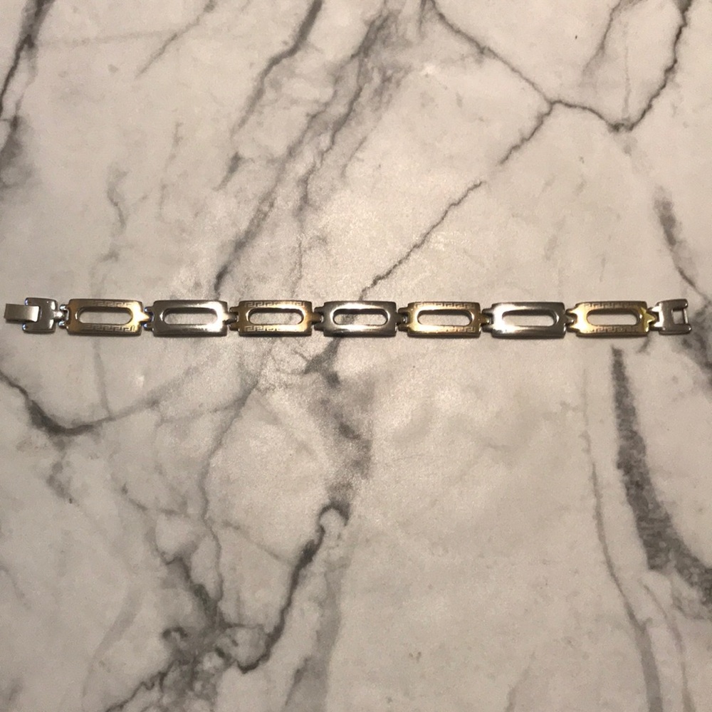 Stainless steel bracelet